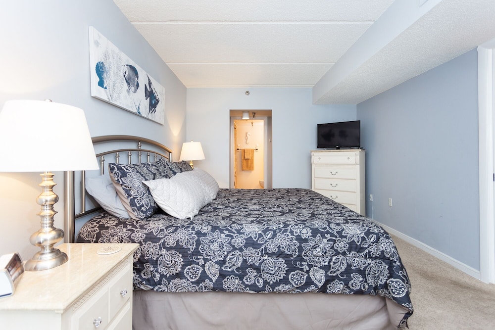 Condo, Multiple Beds, Beach View (#406 - Pets)