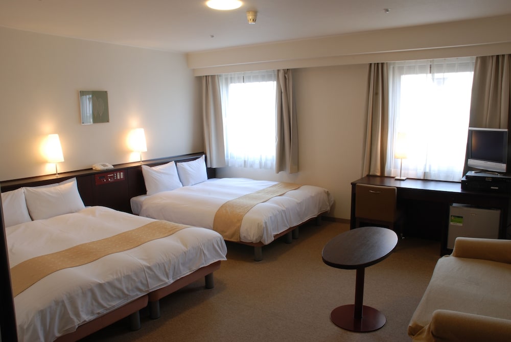 Superior Twin Room, Non Smoking (Premium, Queen Bed) photo 1