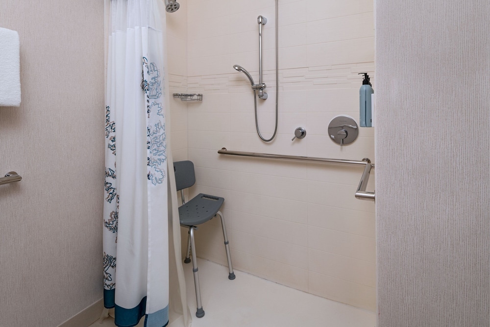 Suite, 2 Bedrooms photo 2