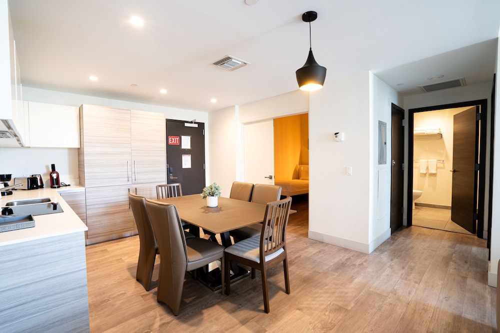 Family Apartment, Multiple Beds, Balcony, Partial Ocean View photo 2