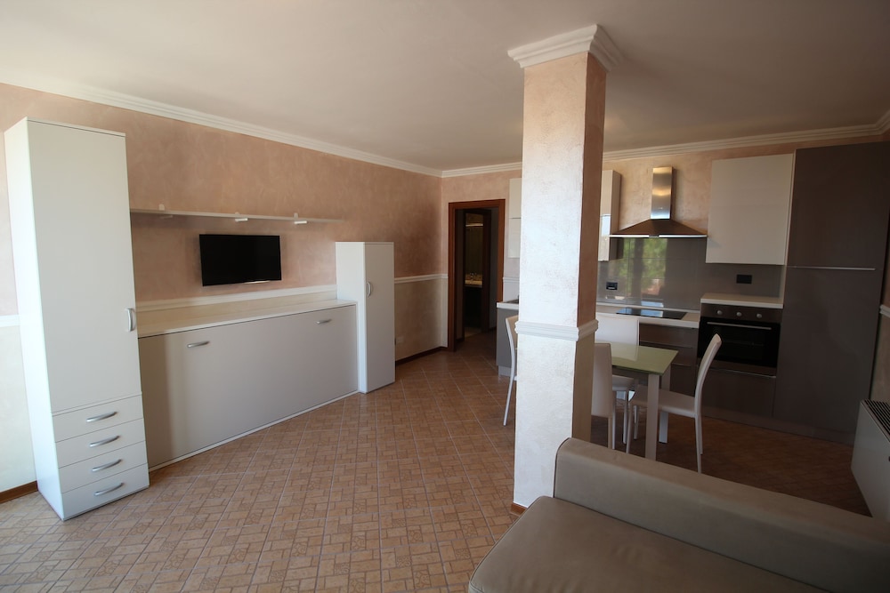 Apartment, 1 Bedroom - Photo 6