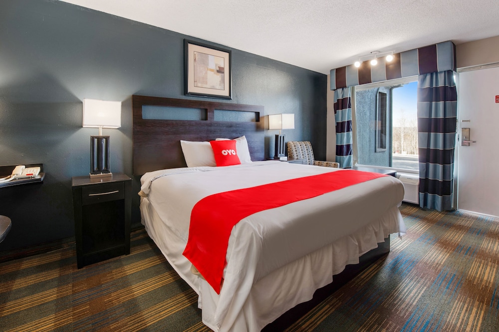 Room, 1 King Bed, Accessible - Photo 2