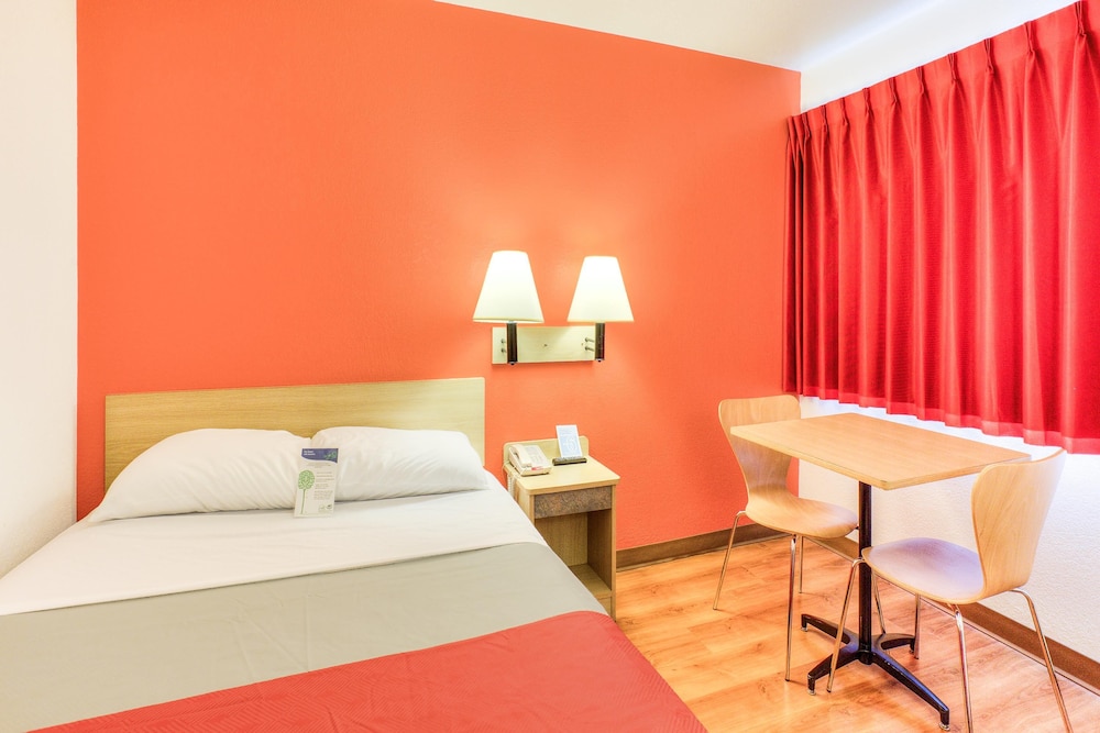 Deluxe Room, 1 Double Bed, Non Smoking photo 2