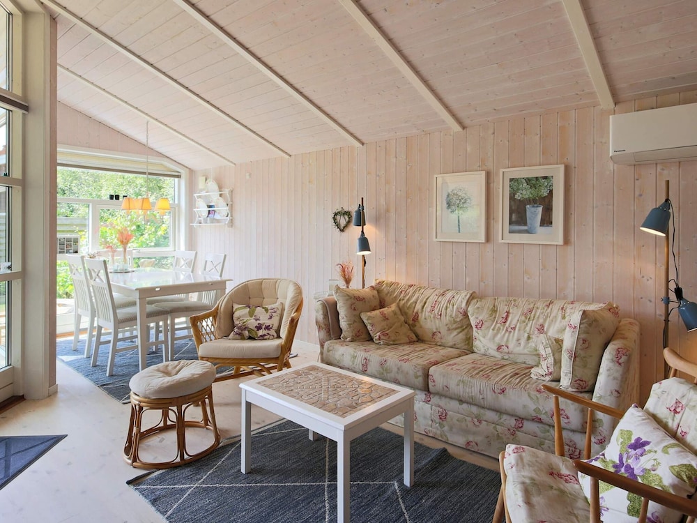 House photo 2