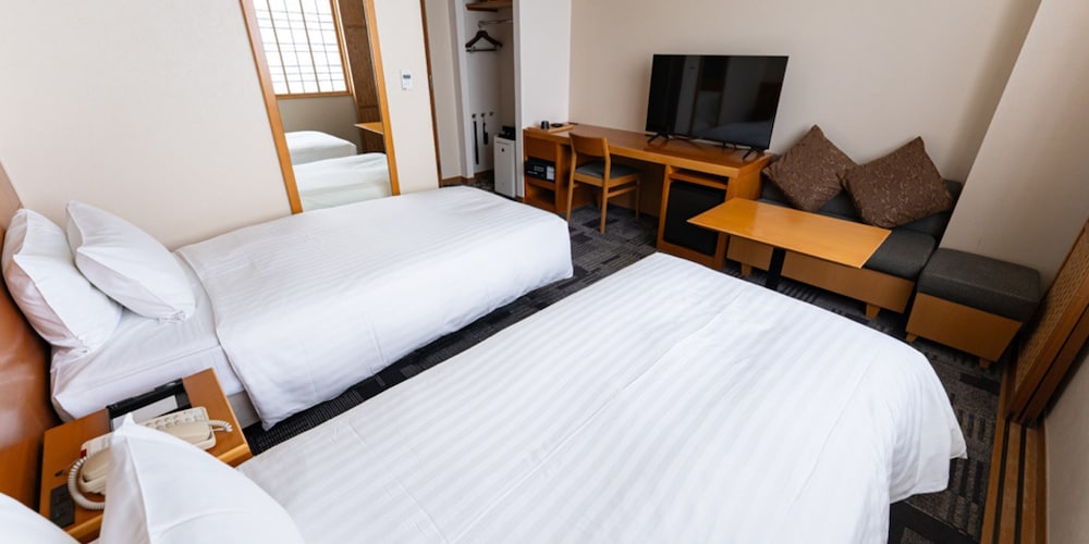 Twin Room, Non Smoking photo 2