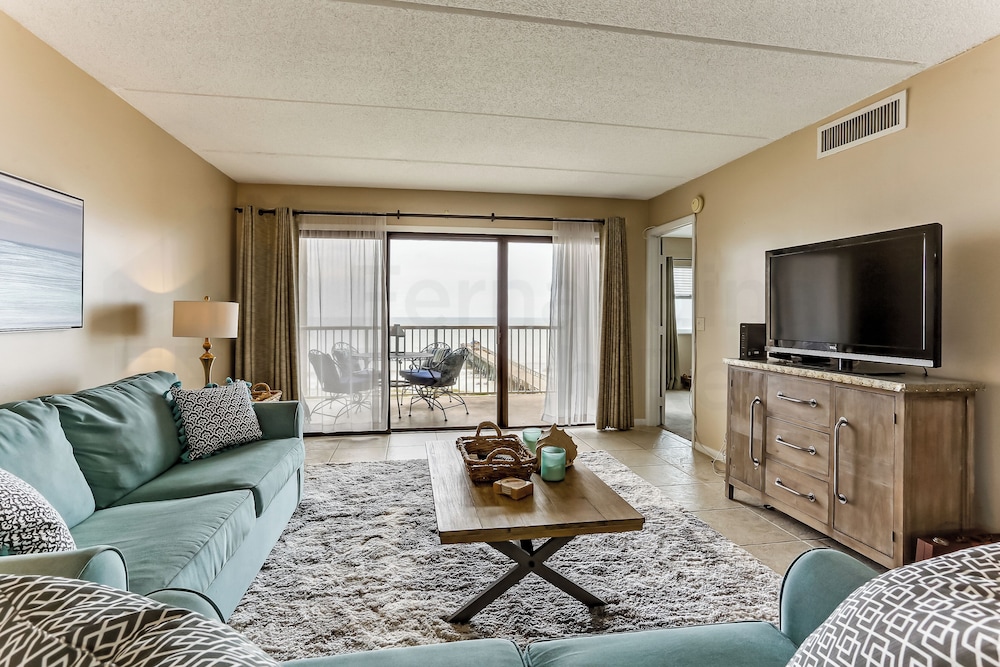 558 Amelia By The Sea photo 1