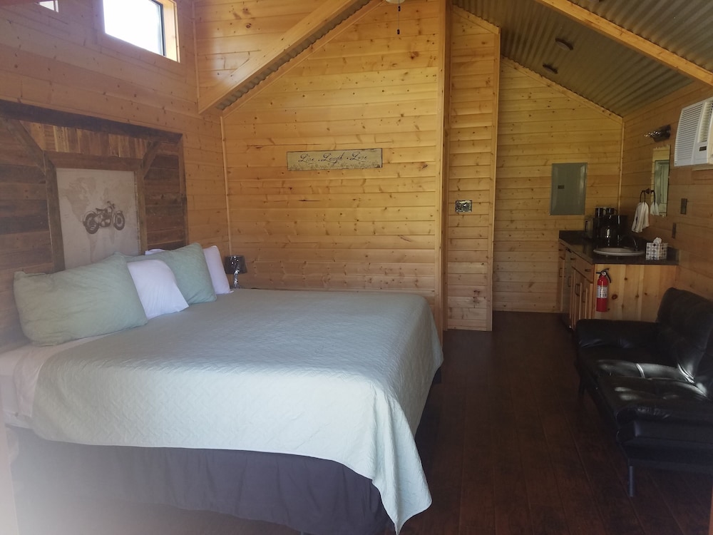 Cabin #3 photo 1