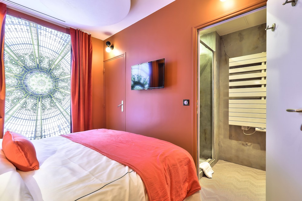 Suite (Vendôme),1er étage sans ascenseur photo 3