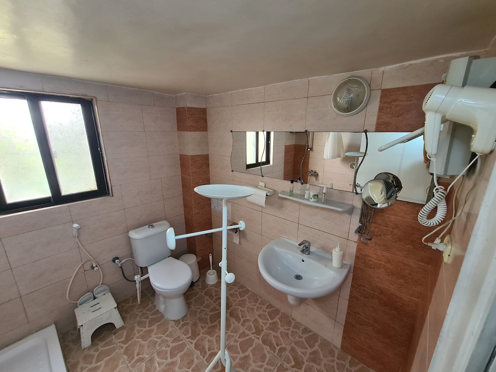 Family Suite, 2 Bedrooms, Connecting Rooms, Garden View photo 1