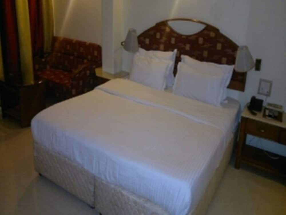 Superior Room - Photo 12