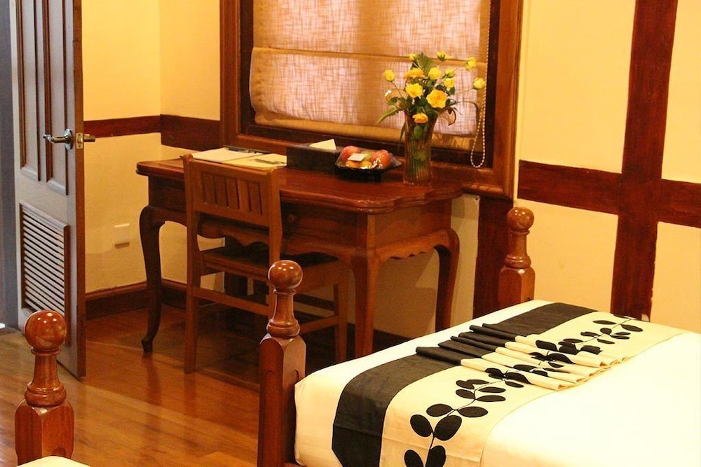 Suite, 2 Twin Beds photo 3