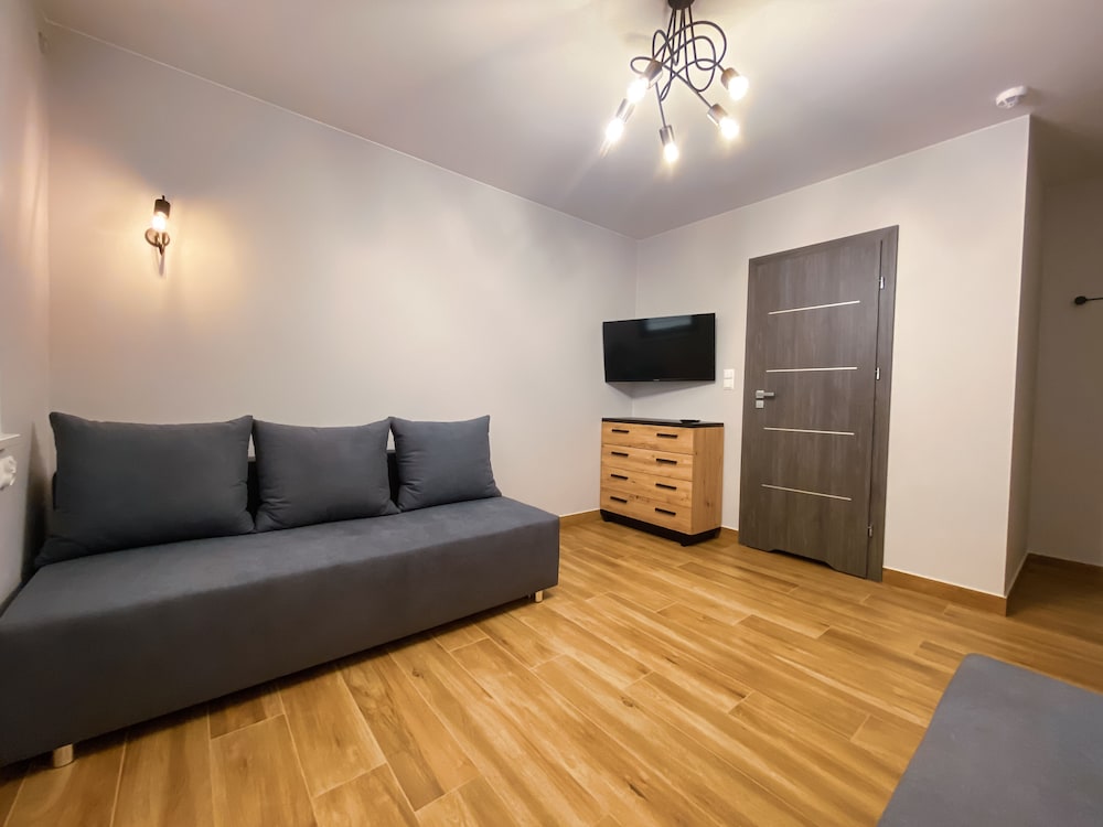 Basic Quadruple Room - Photo 7