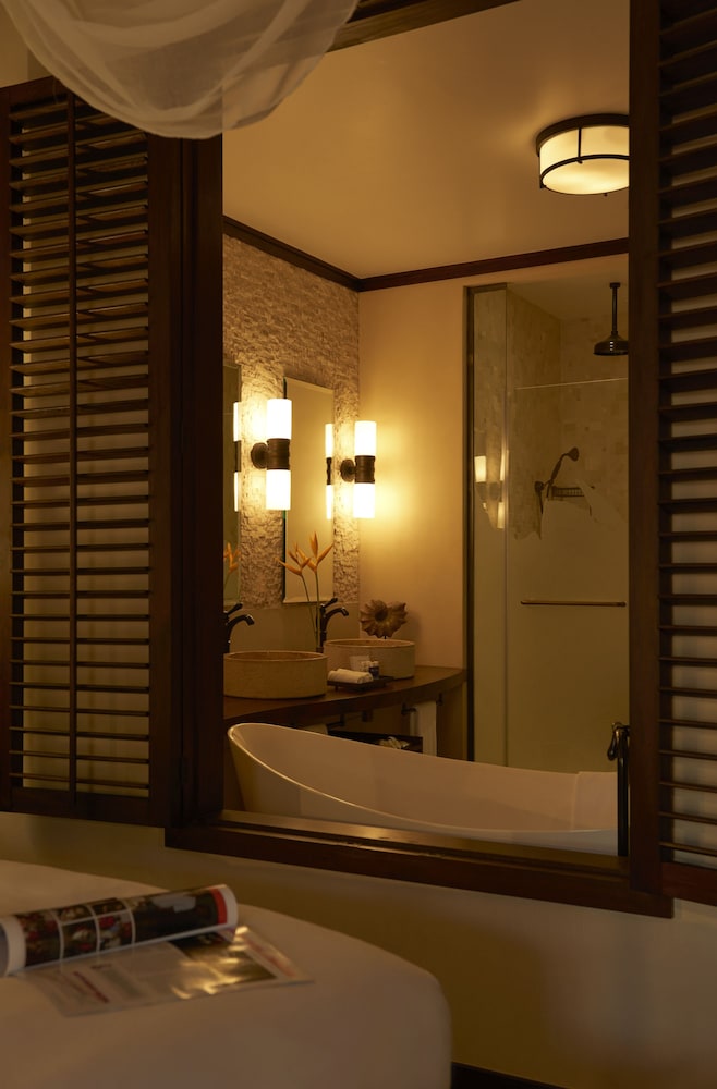 Junior Suite, 1 King Bed