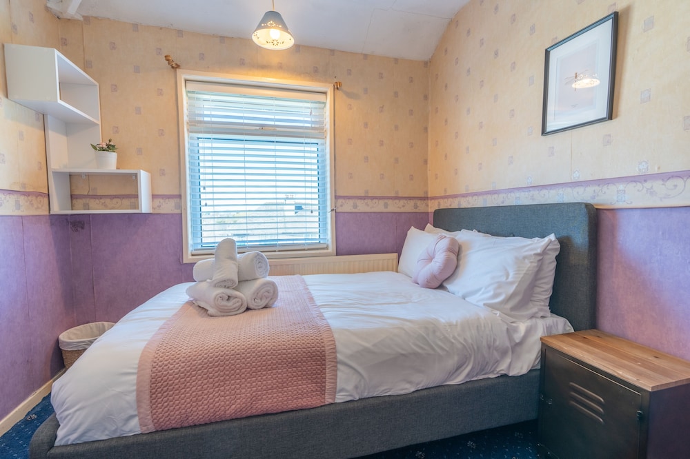Basic Double Room photo 2