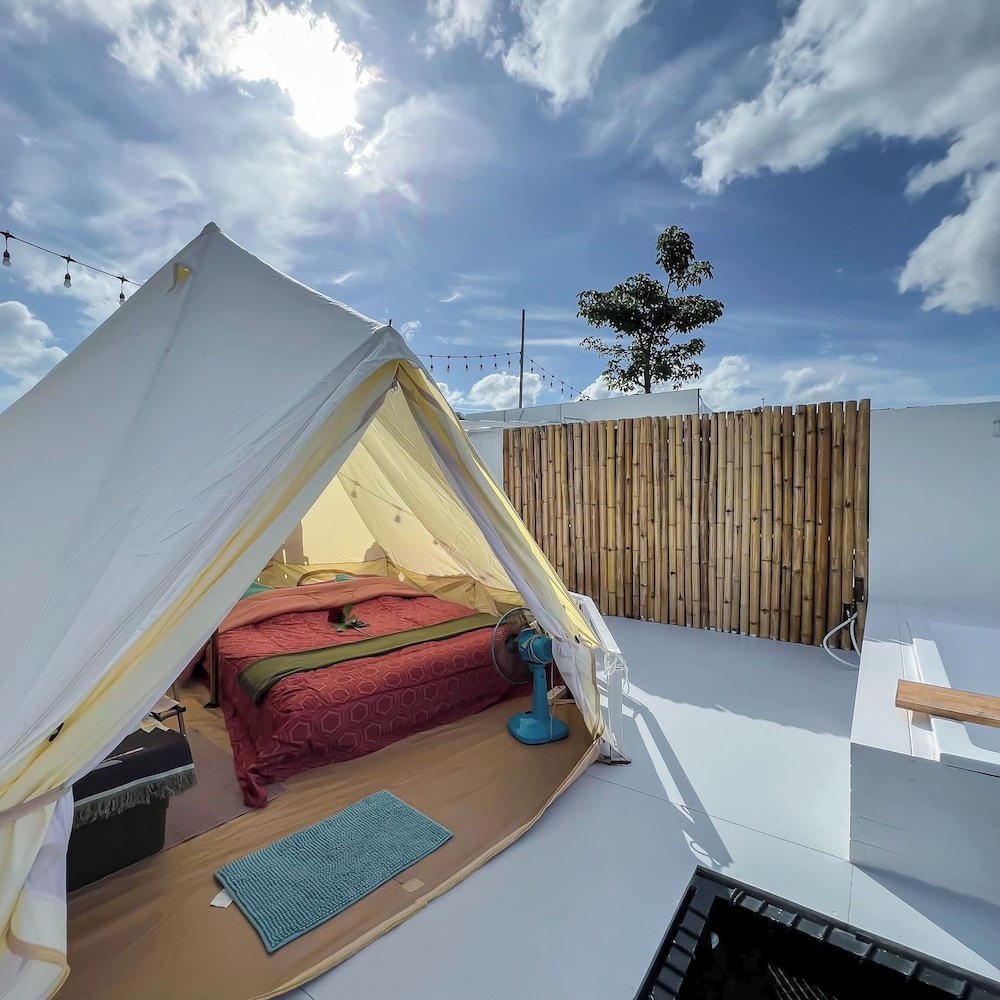 Superior Tent