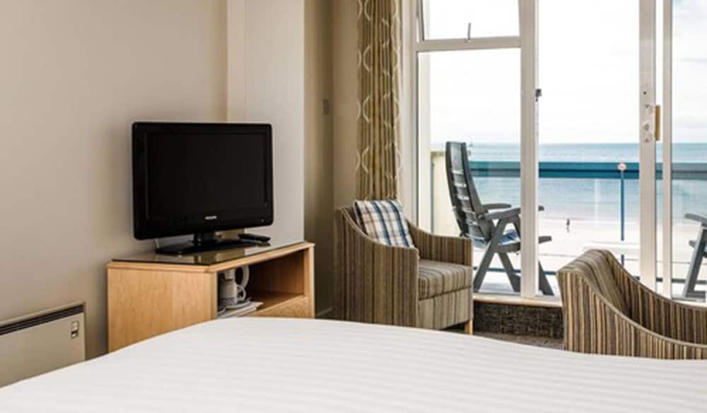 Standard Room, Balcony, Sea View - Photo 1