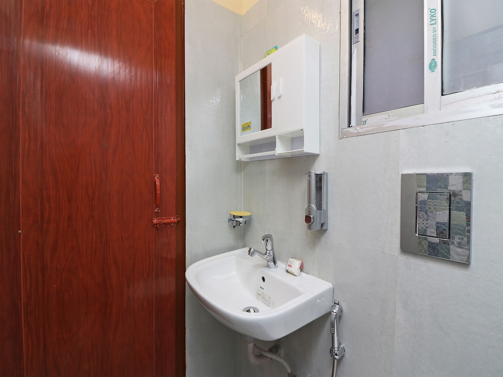 Double or Twin Room photo 3