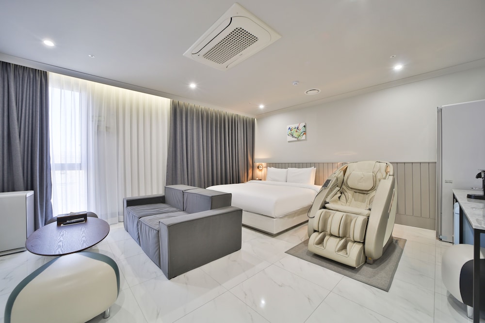 Signature Premium Room - Photo 6