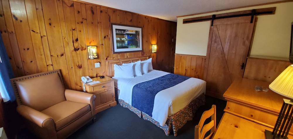 Standard Room, 1 Queen Bed (Middle Building) photo 2