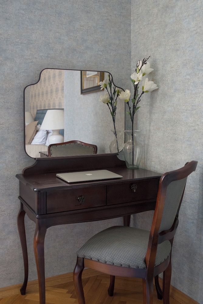 Business Room - Photo 5