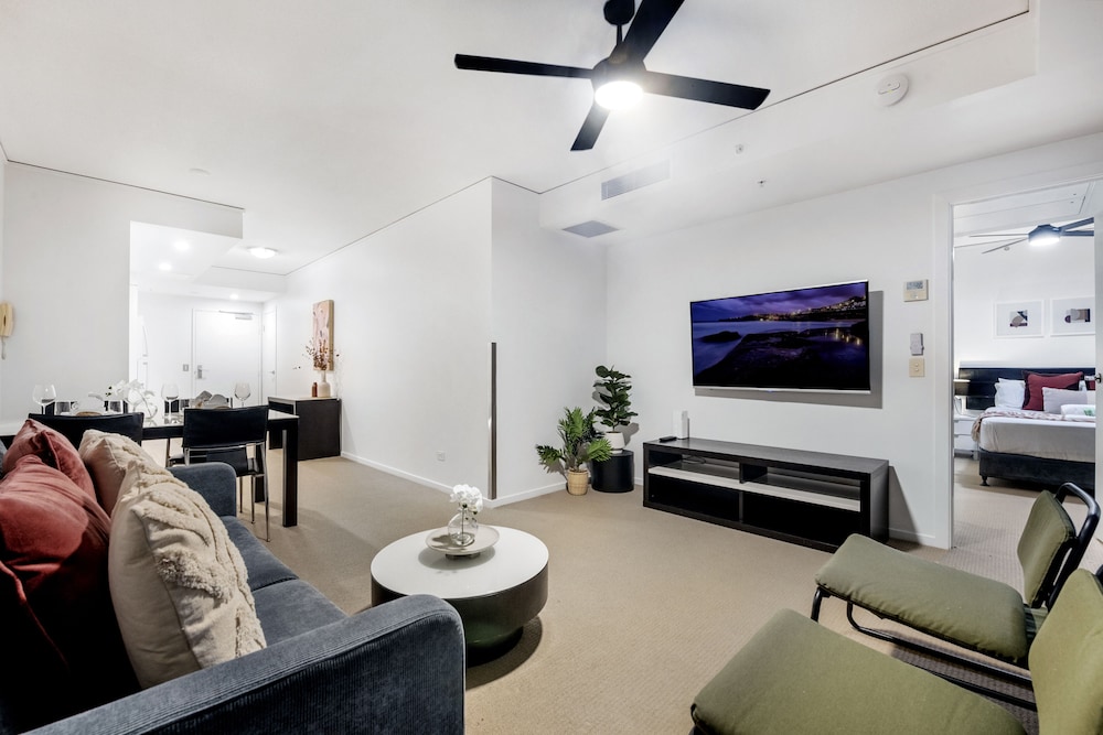 Apartment, 1 Bedroom - Photo 23