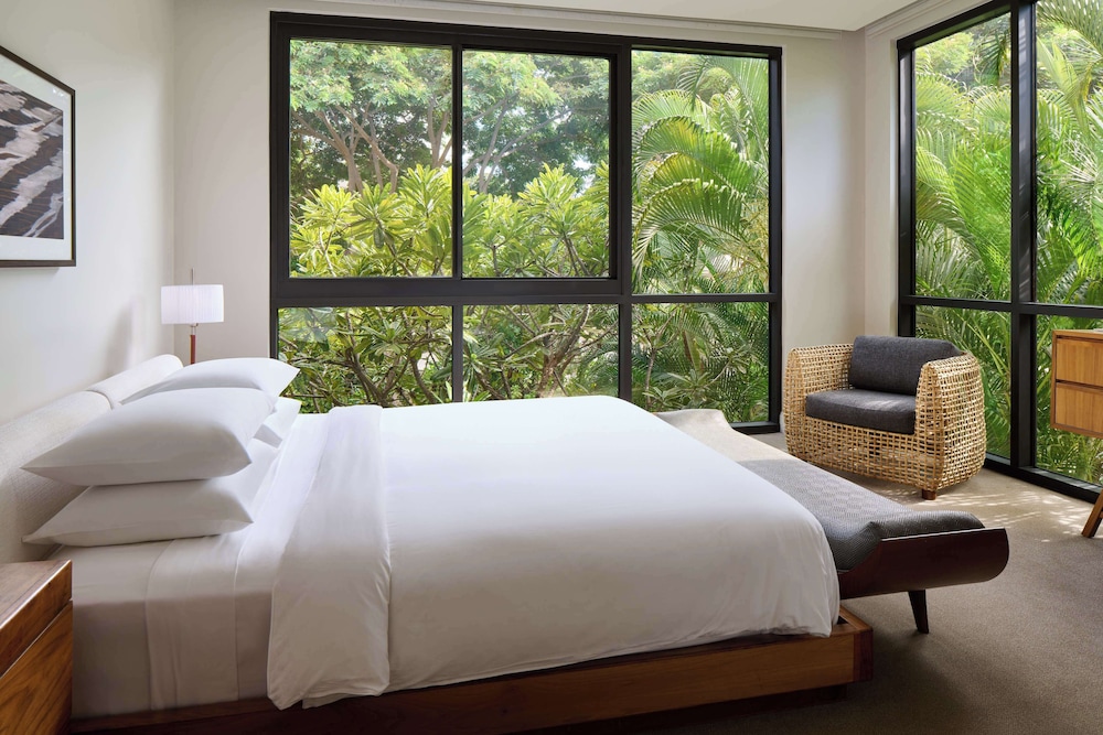 3 Bedroom Villa, Full Ocean View (2 King and 2 Queen Bed)