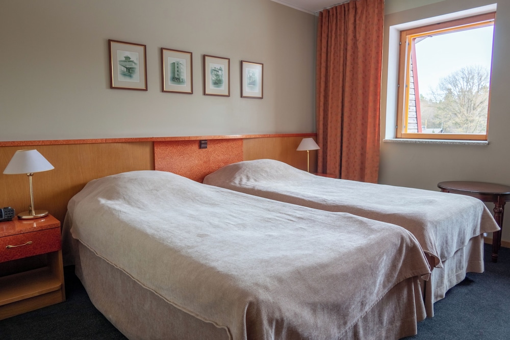 Standard Double or Twin Room photo 1
