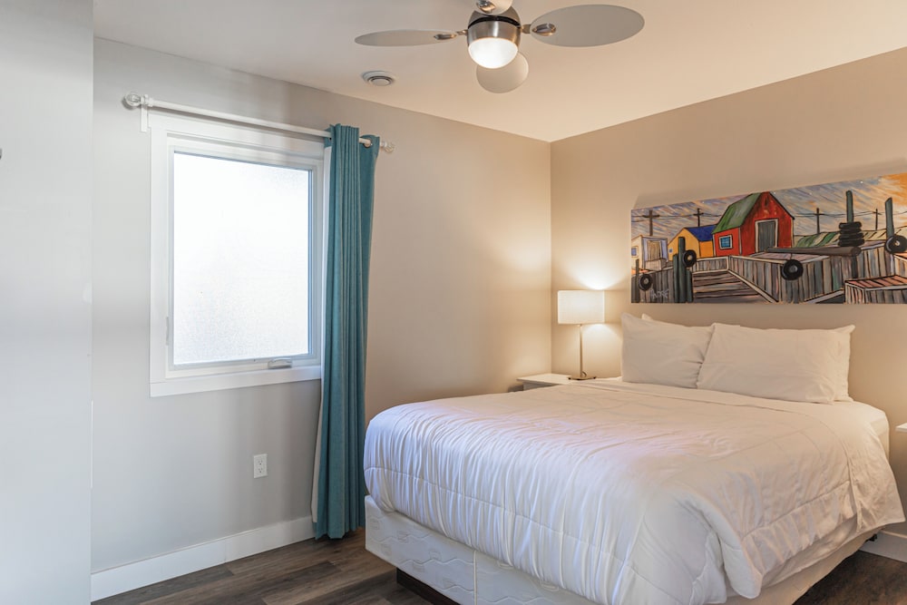Deluxe Suite, Beachside photo 1