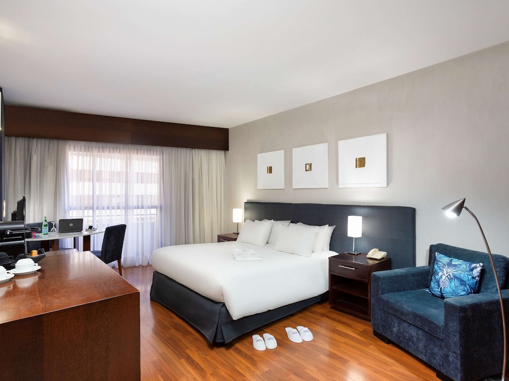Standard Apartment, 1 Queen Bed - Photo 3