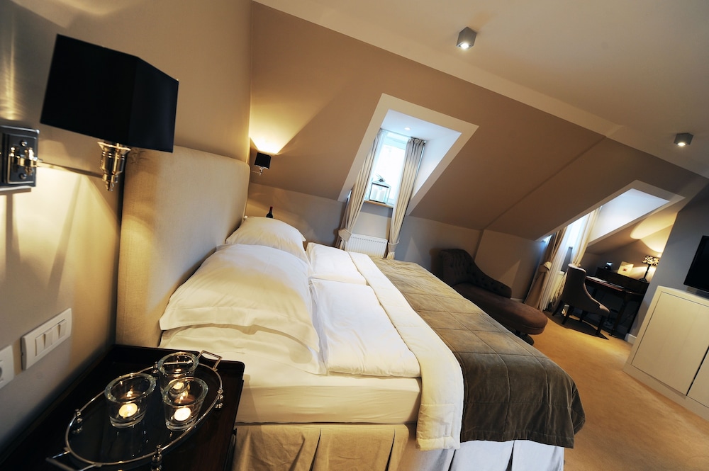 Deluxe Double Room Single Use photo 2