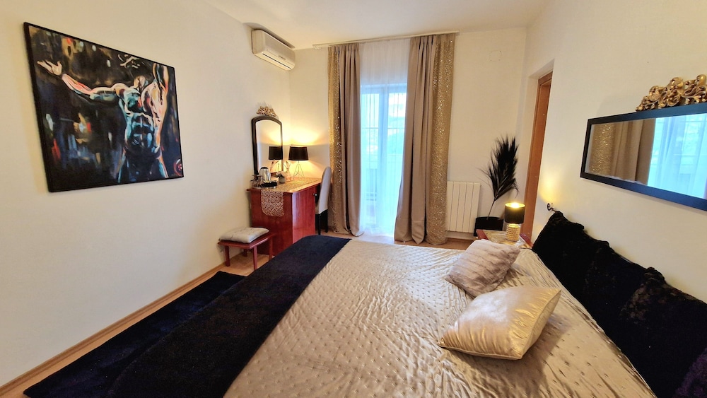 Double Room, Balcony