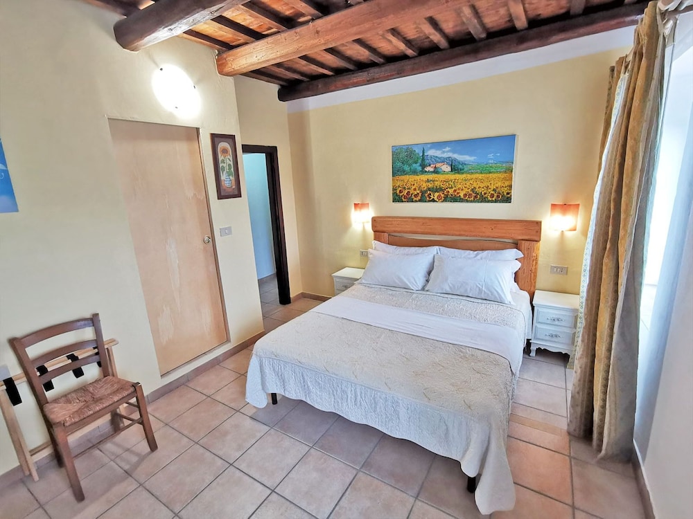 Premium Triple Room photo 2