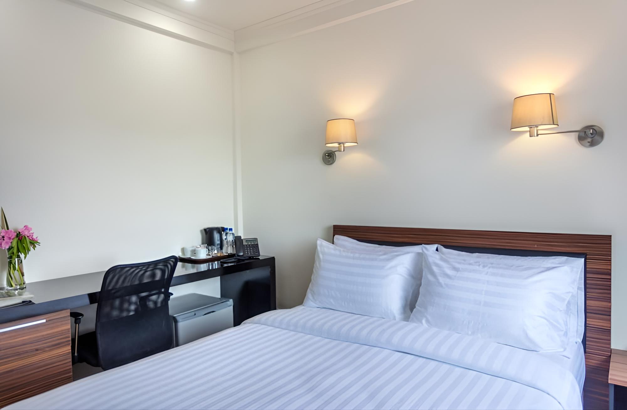 Deluxe Double Room, 1 Queen Bed photo 1