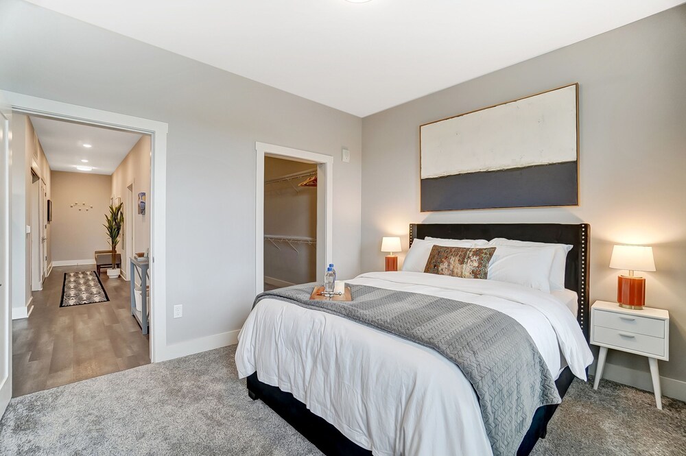 Opulent Corner 2BR Near OSU w Garage Parking, Zdjęcie 17