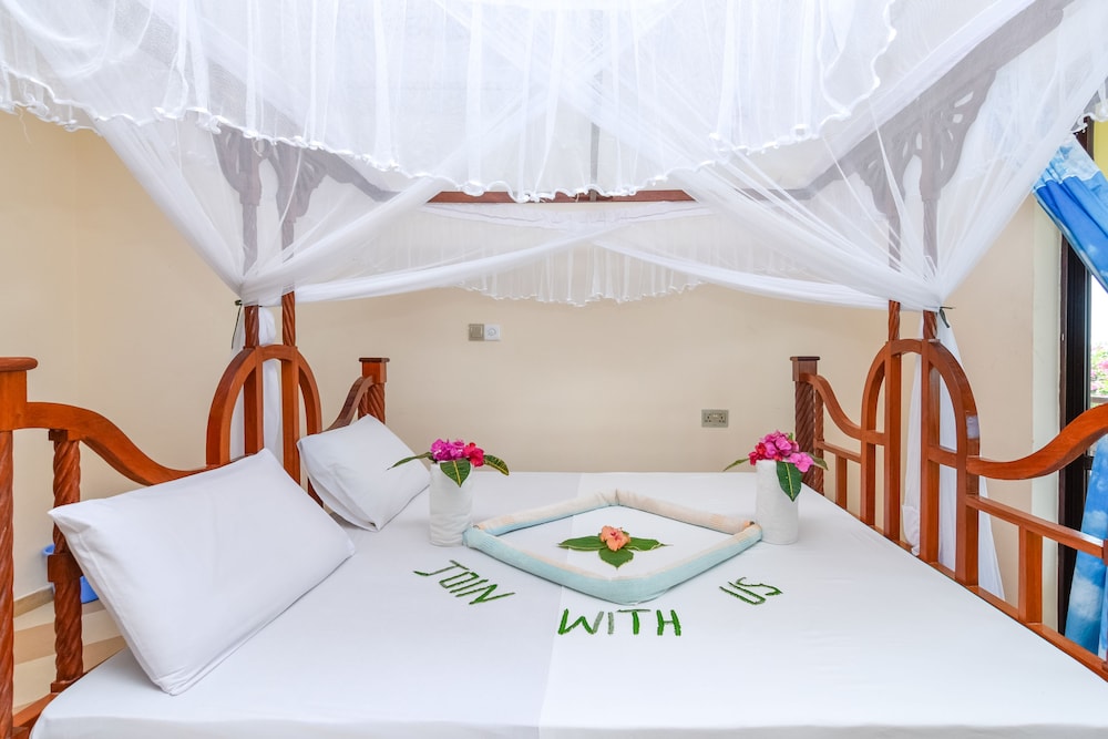 Deluxe Triple Room, Balcony, Sea View
