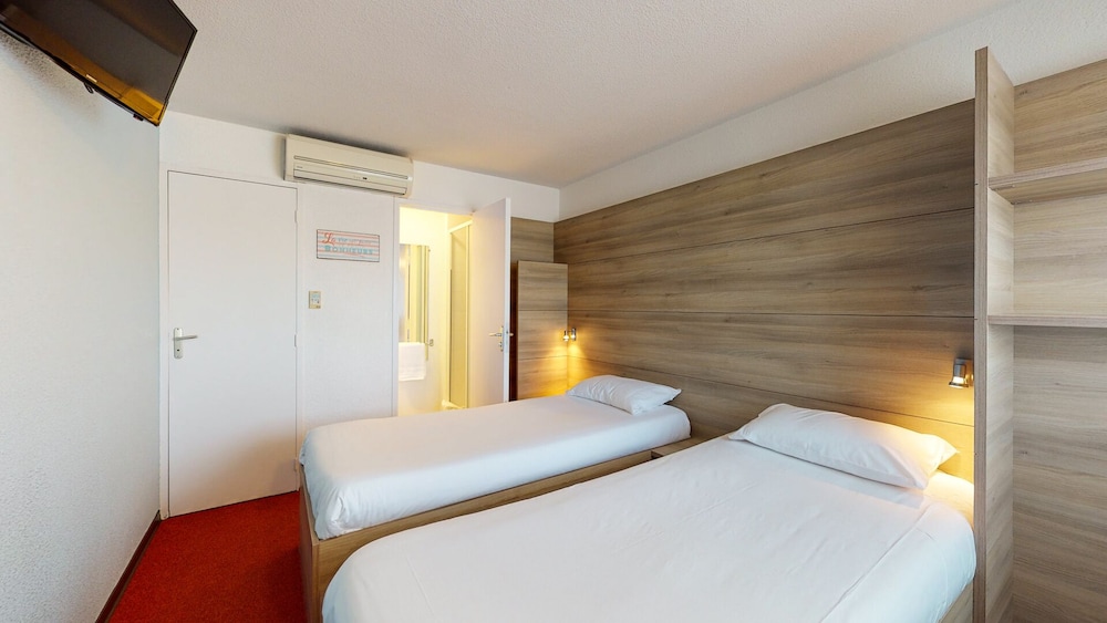 Twin Room, 2 Twin Beds - Photo 3