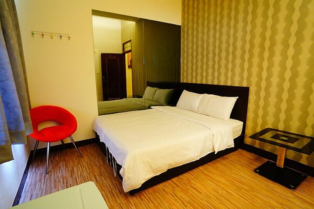 Standard Double Room, Refrigerator