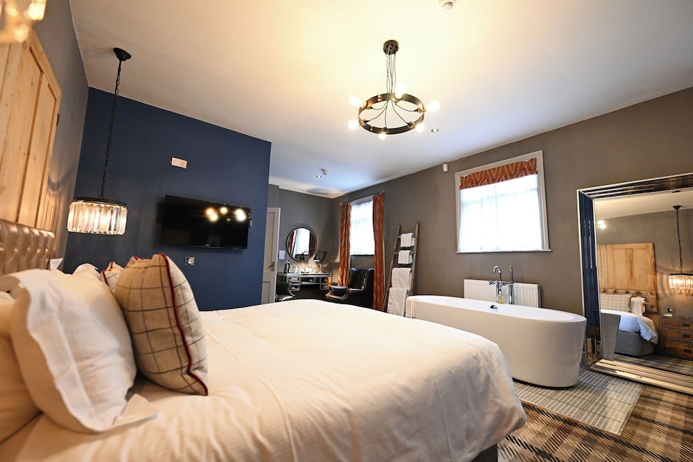 Studio Suite photo 3