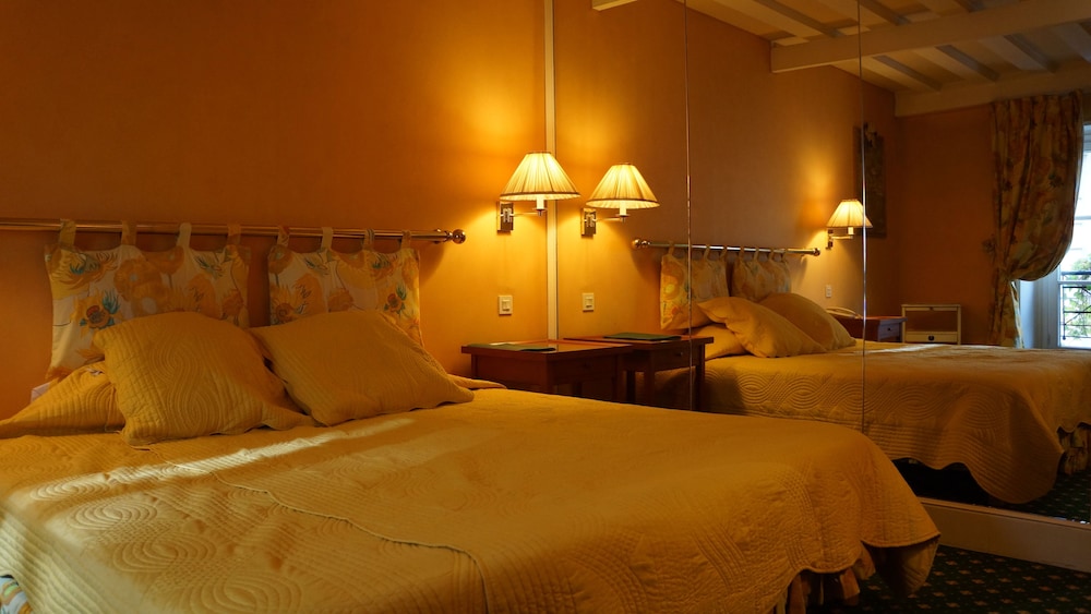 Superior Double or Twin Room photo 1