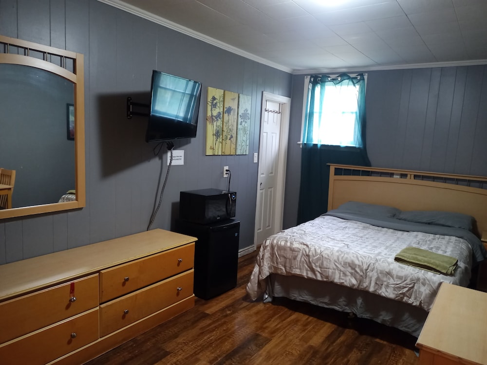 Basic Single Room photo 3