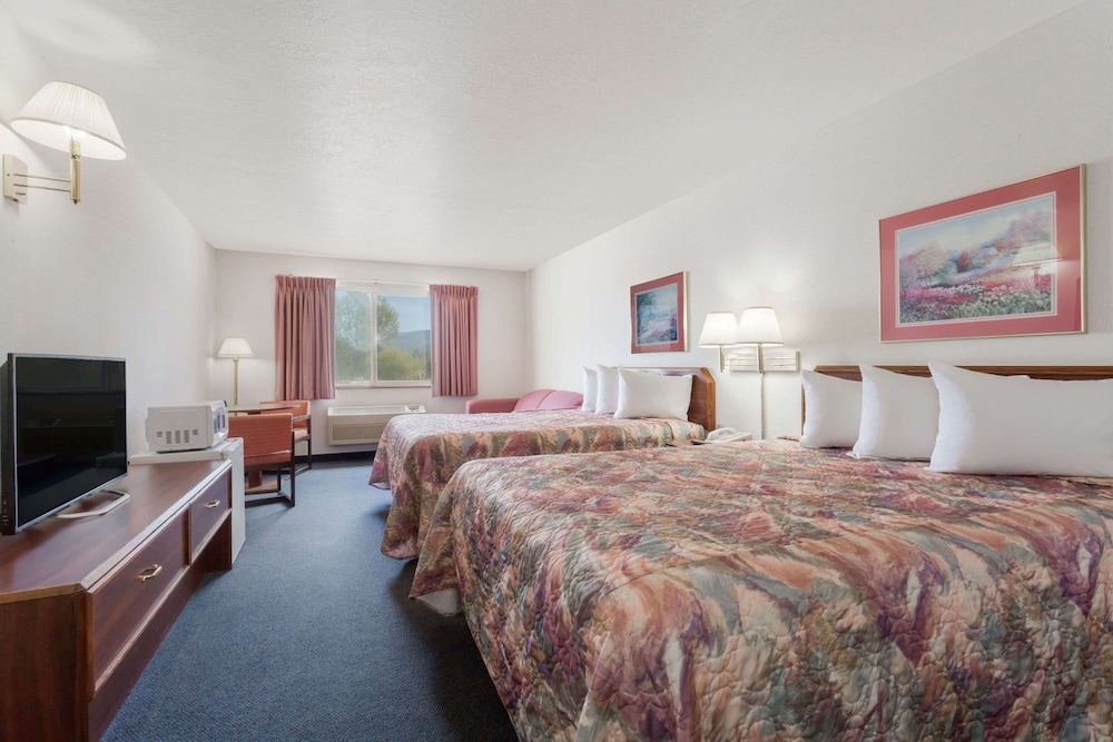 Studio Suite, 2 Queen Beds, Non Smoking