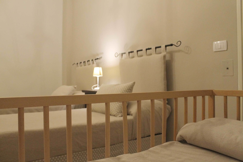 Double Room, Shared Bathroom photo 2
