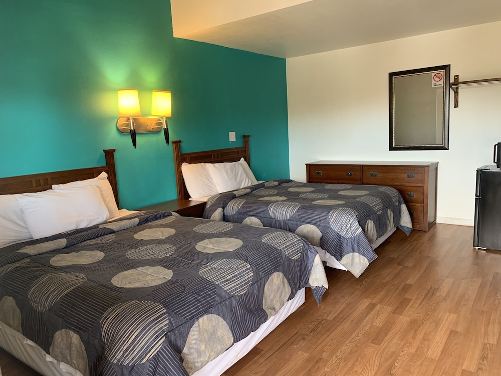 Basic Double Room photo 3