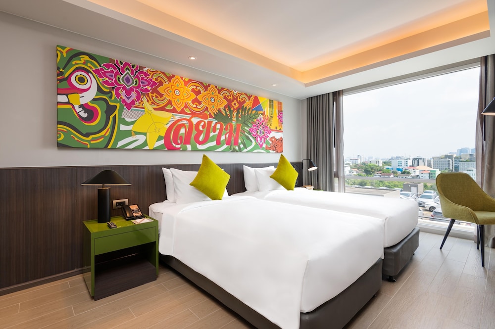 Premier City View Twin Room