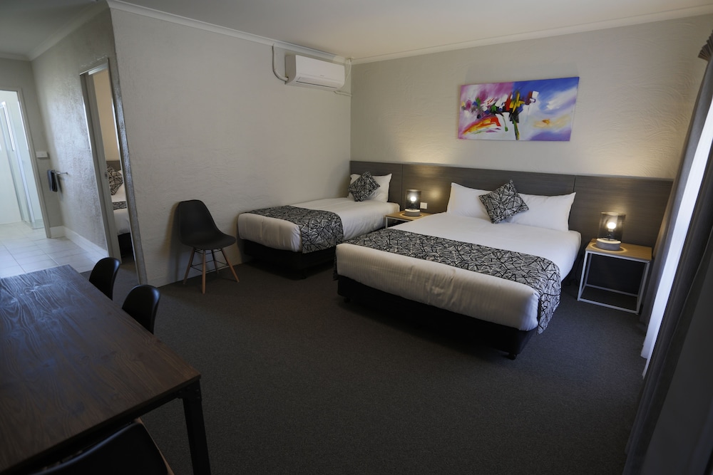 Family Suite, 2 Bedrooms photo 2
