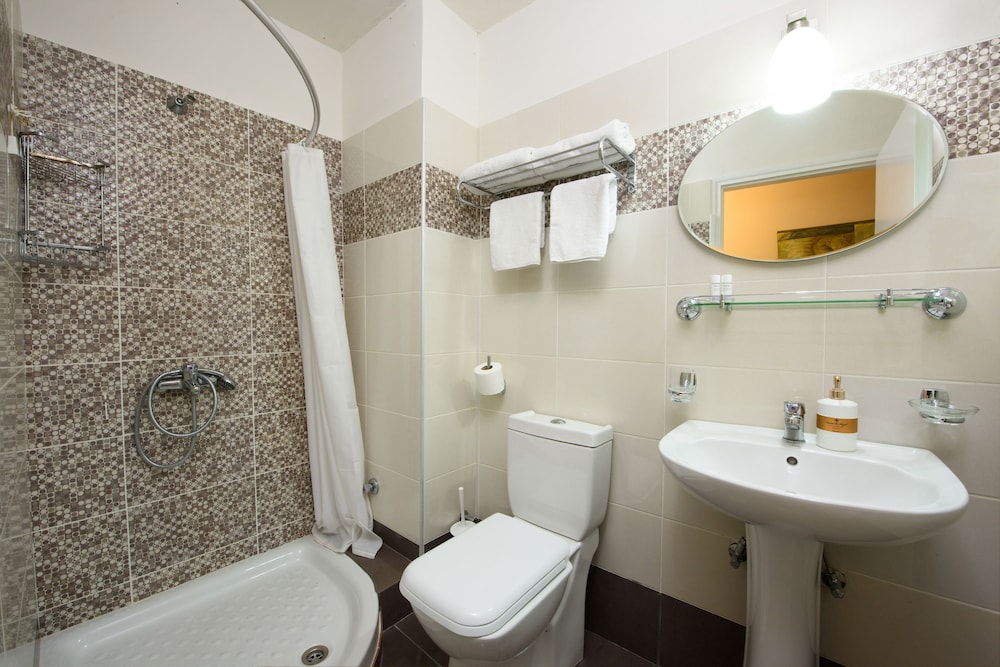 Standard Triple Room, Sea View photo 2