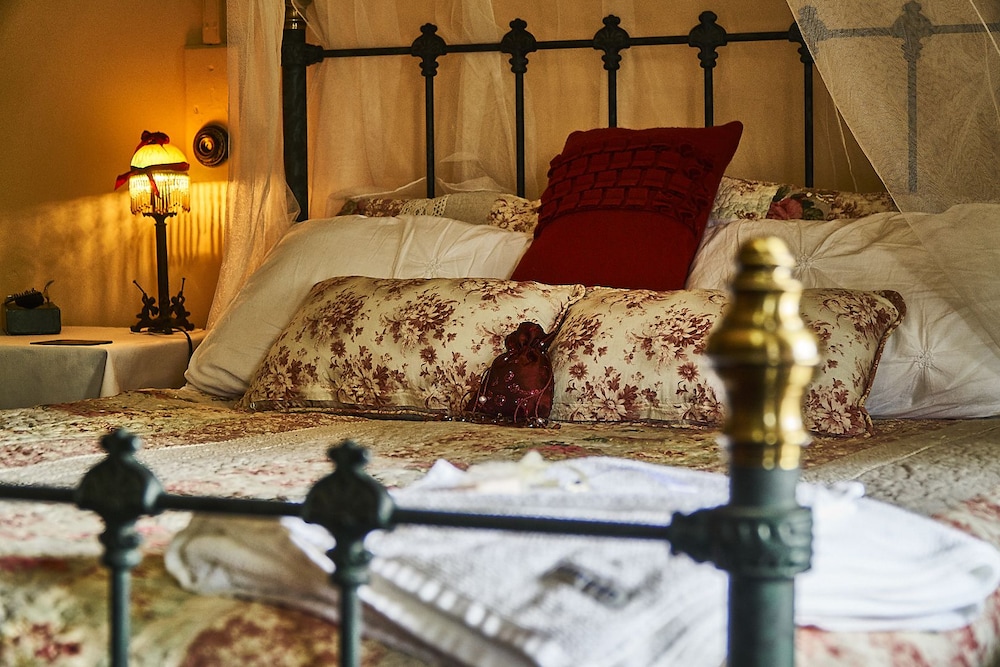 The Victoria Room photo 2
