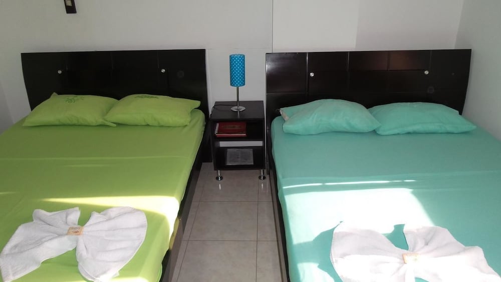 Habitacion Bussines con 2 camas inviduales en una sola habitacion photo 1