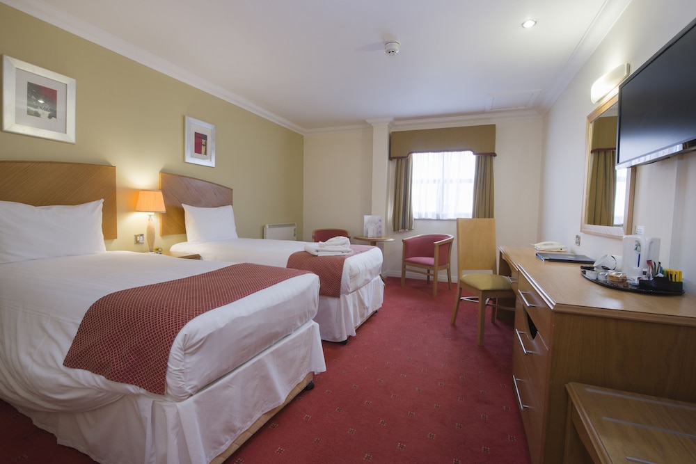 Standard Twin Room - Photo 1