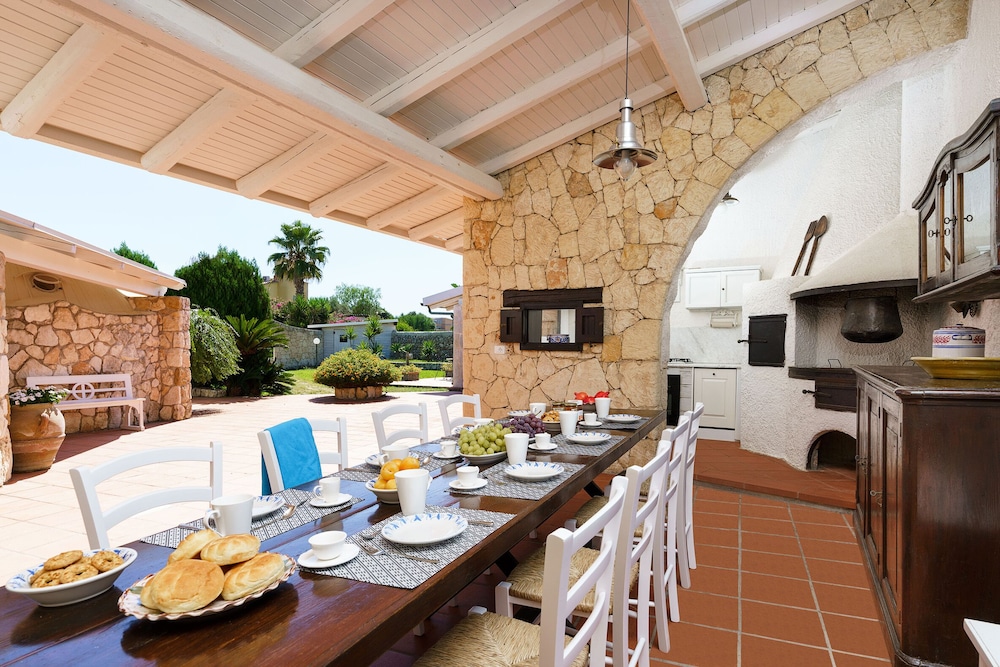 Villa, 4 Bedrooms photo 2